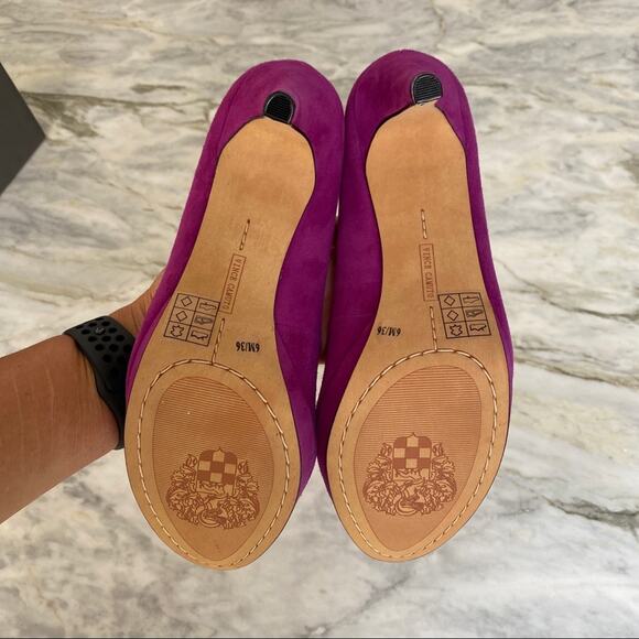VINCE CAMUTO Zella Fuschia Purple Suede Platform Pumps Heels Size 6 - Picture 5 of 6
